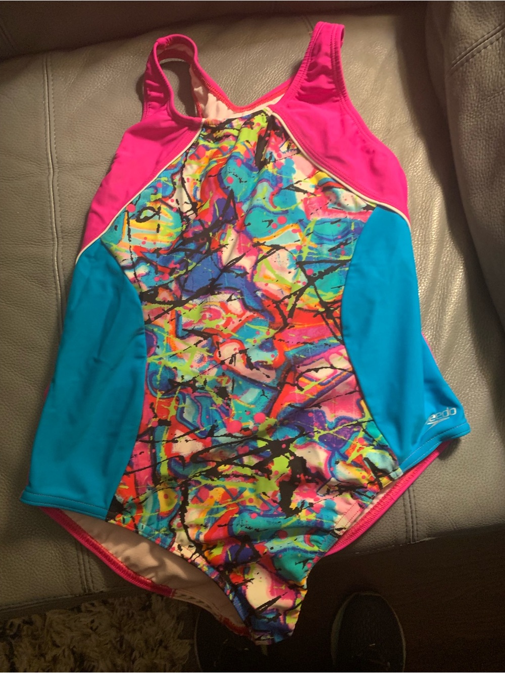 Speedo girls one piece swimsuit- excellent condition